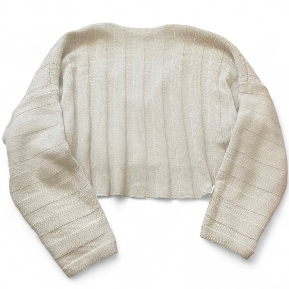 Forever 21 High-Low Ribbed Crop Sweater - Picture 4 of 6